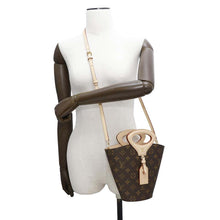 Load image into Gallery viewer, LOUIS VUITTON Riverage BrownM14680 Monogram Size BB
