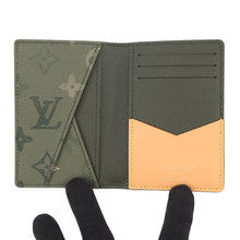 将图像加载到图库查看器中，LOUIS VUITTON Card Case Organizer de Poche KhakiM26971 Monogram・Surplus
