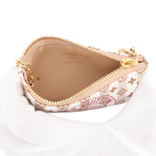 将图像加载到图库查看器中，LOUIS VUITTON Card &amp; Key Case Pochette Cles LV Stamp Nude PinkM29023 Monogram

