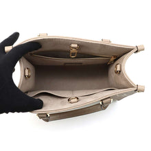 Load image into Gallery viewer, LOUIS VUITTON Onthego Tourterelle/ClaimM45779 Monogram Empreinte Leather Monogram Giant Size PM
