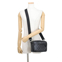 将图像加载到图库查看器中，LOUIS VUITTON Alpha Messenger Shoulder Bag NoirM46955 Monogram Eclipse
