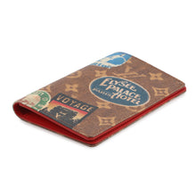 将图像加载到图库查看器中，LOUIS VUITTON Passport Cover BrownM83519 Monogram
