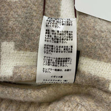 Load image into Gallery viewer, HERMES Avalon III Pillow Size PM Beige/Ivory Wool 90% Cashmere10%
