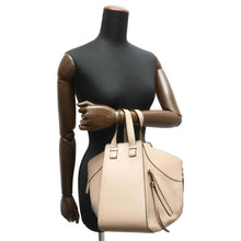 Load image into Gallery viewer, LOEWE hammock Size Small Beige 387.30.S35 Leather
