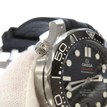 Load image into Gallery viewer, OMEGA Seamaster Diver 300M Co-Axial Master Chronometer W42mm Stainless Steel Black Dial 210.32.42.20.01.001
